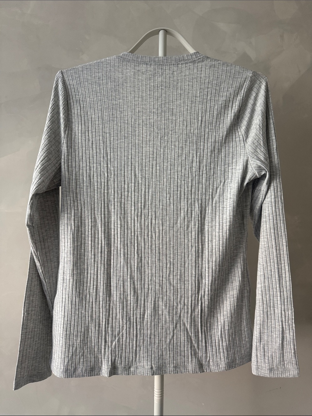 A&F Ribbed Button Front Top | M - Picture 8 of 8